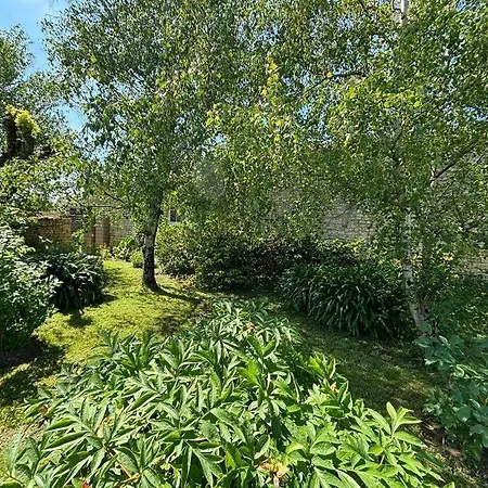 Le Clos Des Agapanthes Ile D'oleron