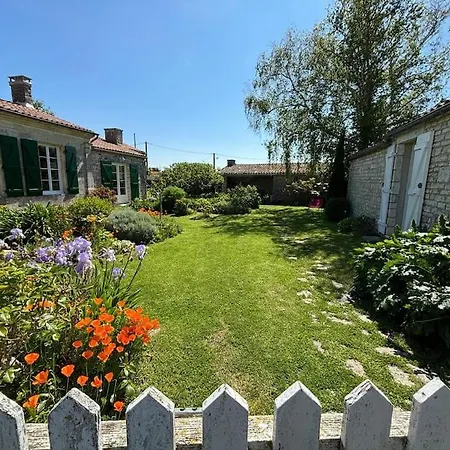 Le Clos Des Agapanthes Ile D'oleron * Saint-Pierre-d'Oleron