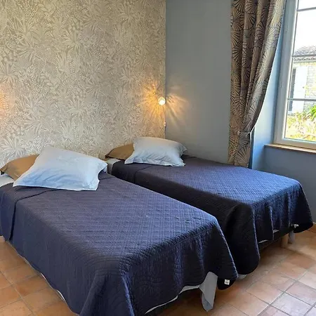 Le Clos Des Agapanthes Ile D'oleron *